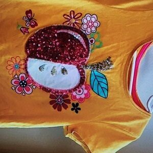 Rowley never worn sequin apple ruffle cute tee